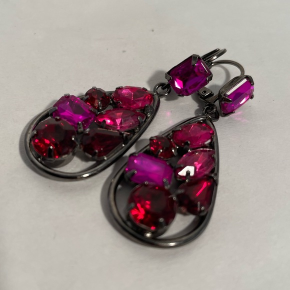 Dangle Earrings in Pink, Magenta, Red - Picture 4 of 7